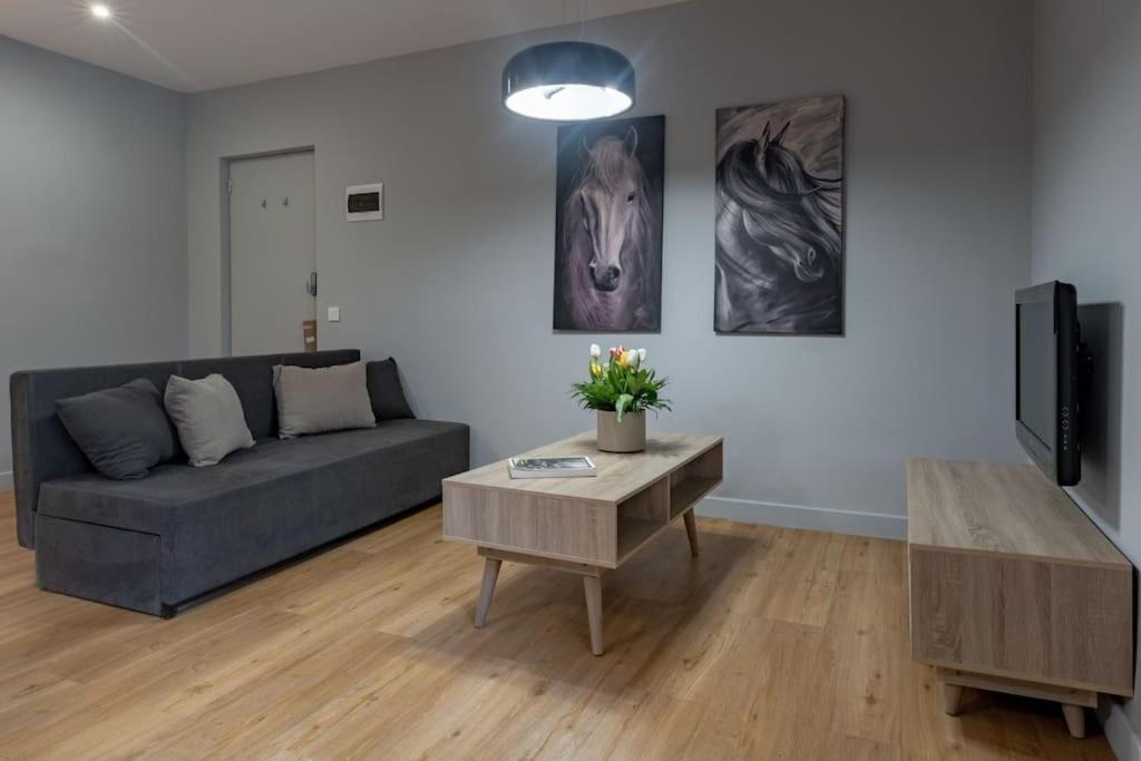 Modern, Quite 1-Bdr Apt 5 Min Walk To Acropolis Atenas Exterior foto